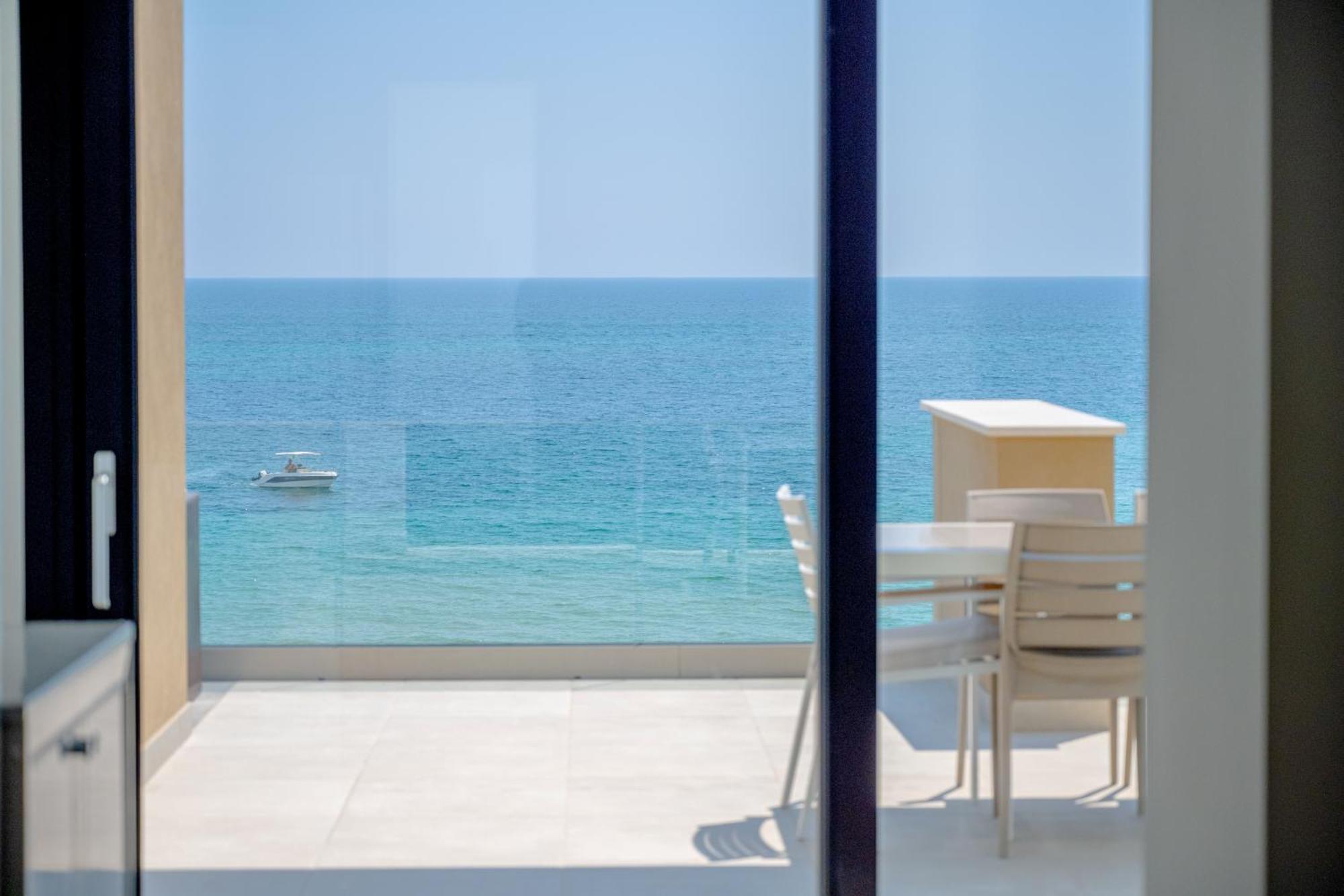 Luxury Appartments In The Sun Located In On Front Of The Sea At 200 Meters About From The With Terrace Of 35 Square Meters With Wonderful Seaview