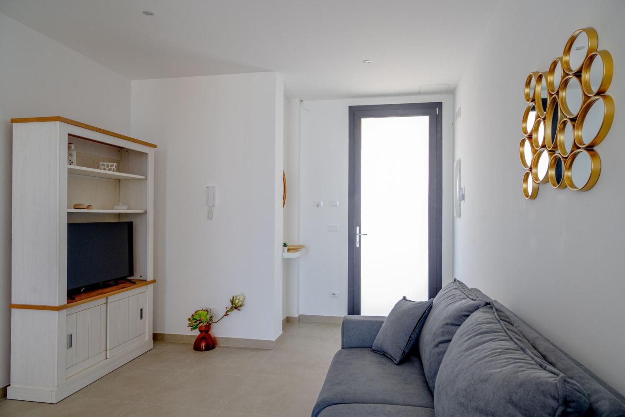 Luxury Appartments In The Sun Located In On Front Of The Sea At 200 Meters About From The With Terrace Of 35 Square Meters With Wonderful Seaview * Avola